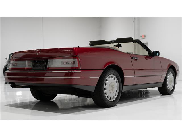 Cadillac-Allante-1993-Roadster-14