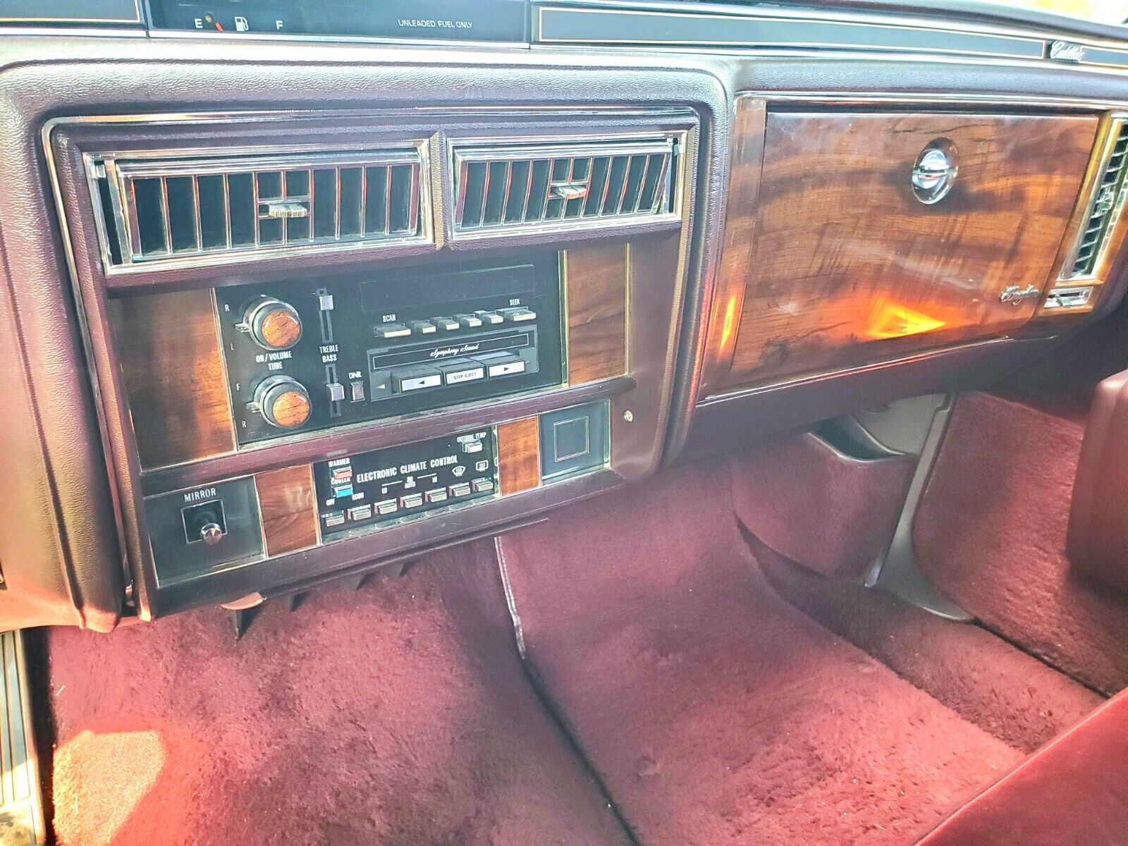 Cadillac-Brougham-1989-10