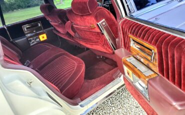 Cadillac-Brougham-1989-14