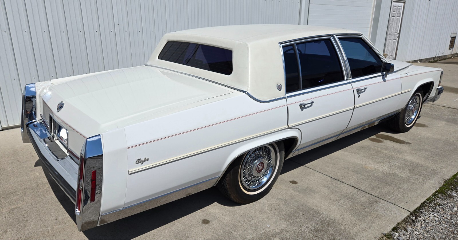 Cadillac-Brougham-1989-2