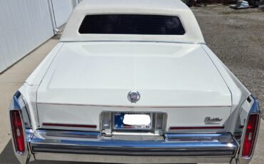 Cadillac-Brougham-1989-3