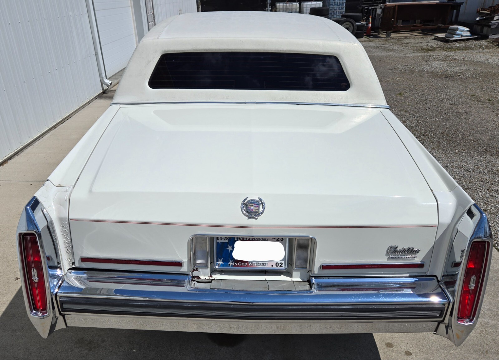 Cadillac-Brougham-1989-3