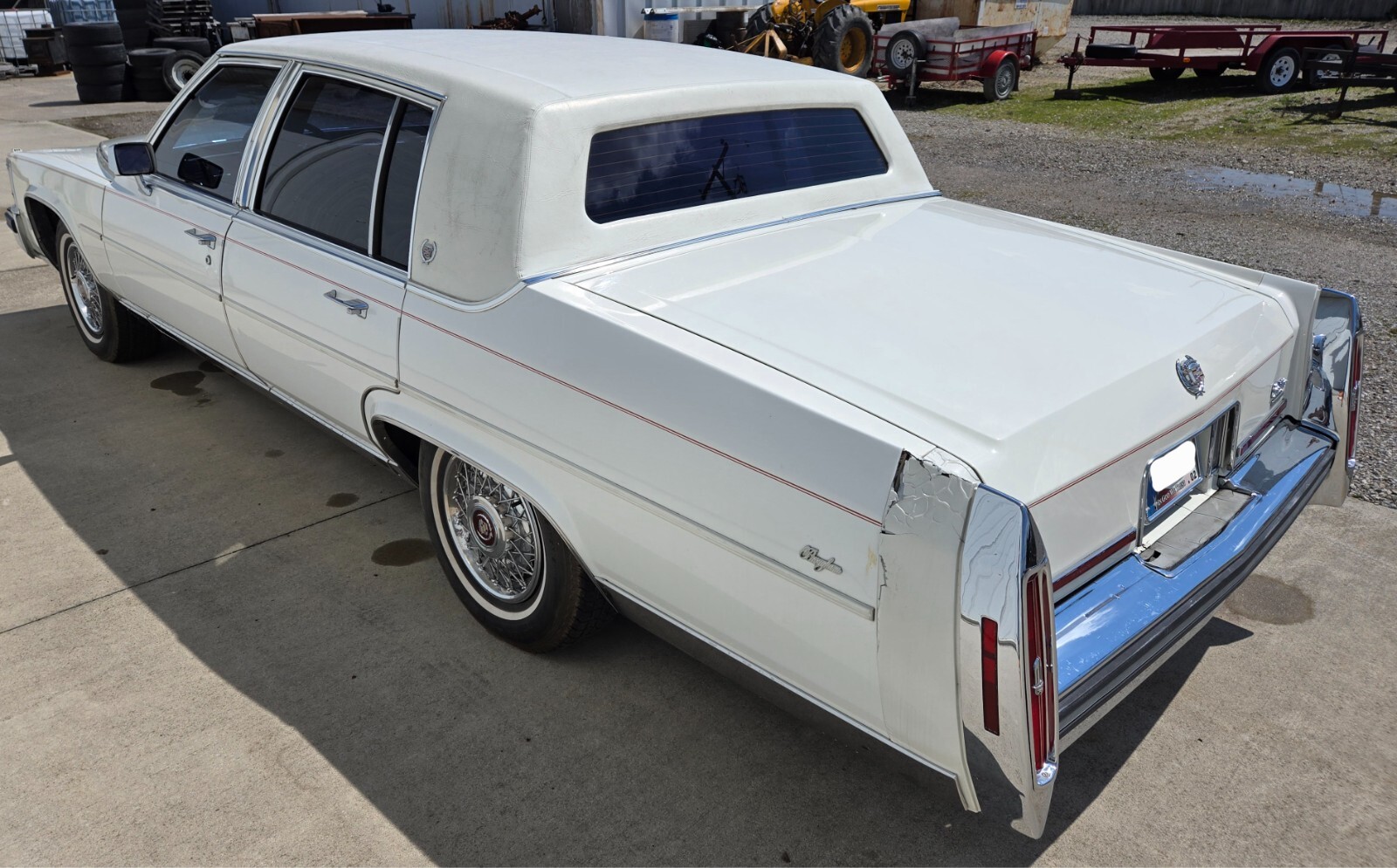 Cadillac-Brougham-1989-4