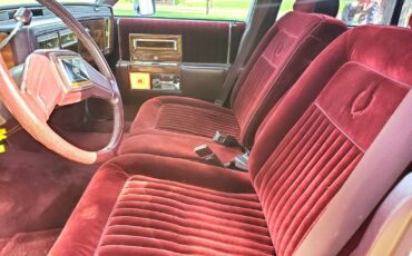 Cadillac-Brougham-1989-8