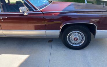 Cadillac-Brougham-1991-red-13
