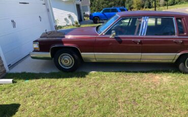 Cadillac-Brougham-1991-red-15
