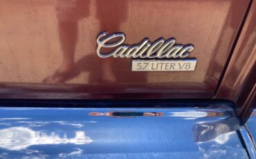 Cadillac-Brougham-1991-red-3