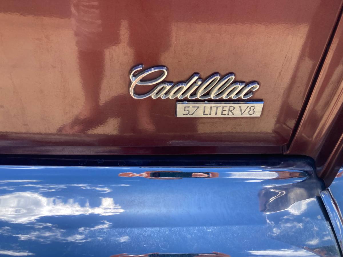 Cadillac-Brougham-1991-red-3
