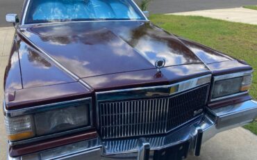 Cadillac-Brougham-1991-red-7