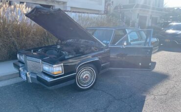 Cadillac-Brougham-dx2019elegance-1991-black-10