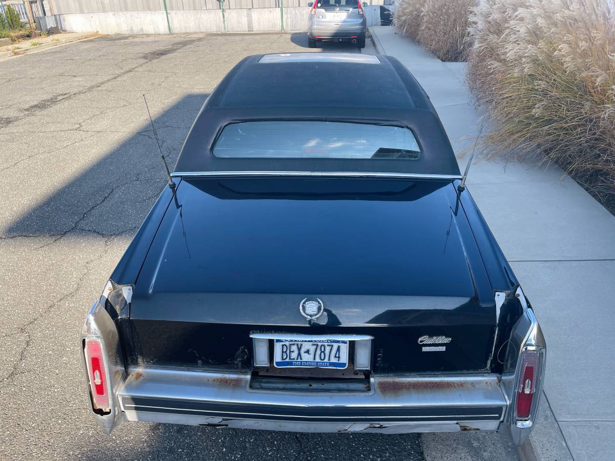 Cadillac-Brougham-dx2019elegance-1991-black-14