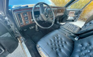 Cadillac-Brougham-dx2019elegance-1991-black-16