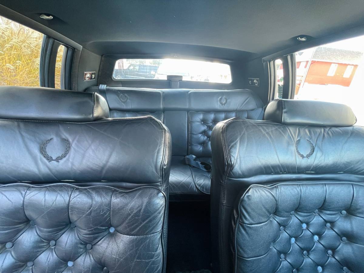 Cadillac-Brougham-dx2019elegance-1991-black-20