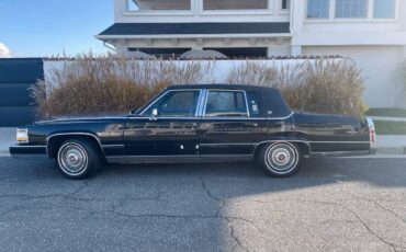 Cadillac-Brougham-dx2019elegance-1991-black-3