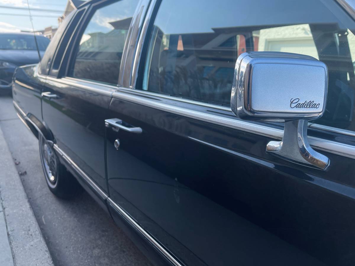 Cadillac-Brougham-dx2019elegance-1991-black-7