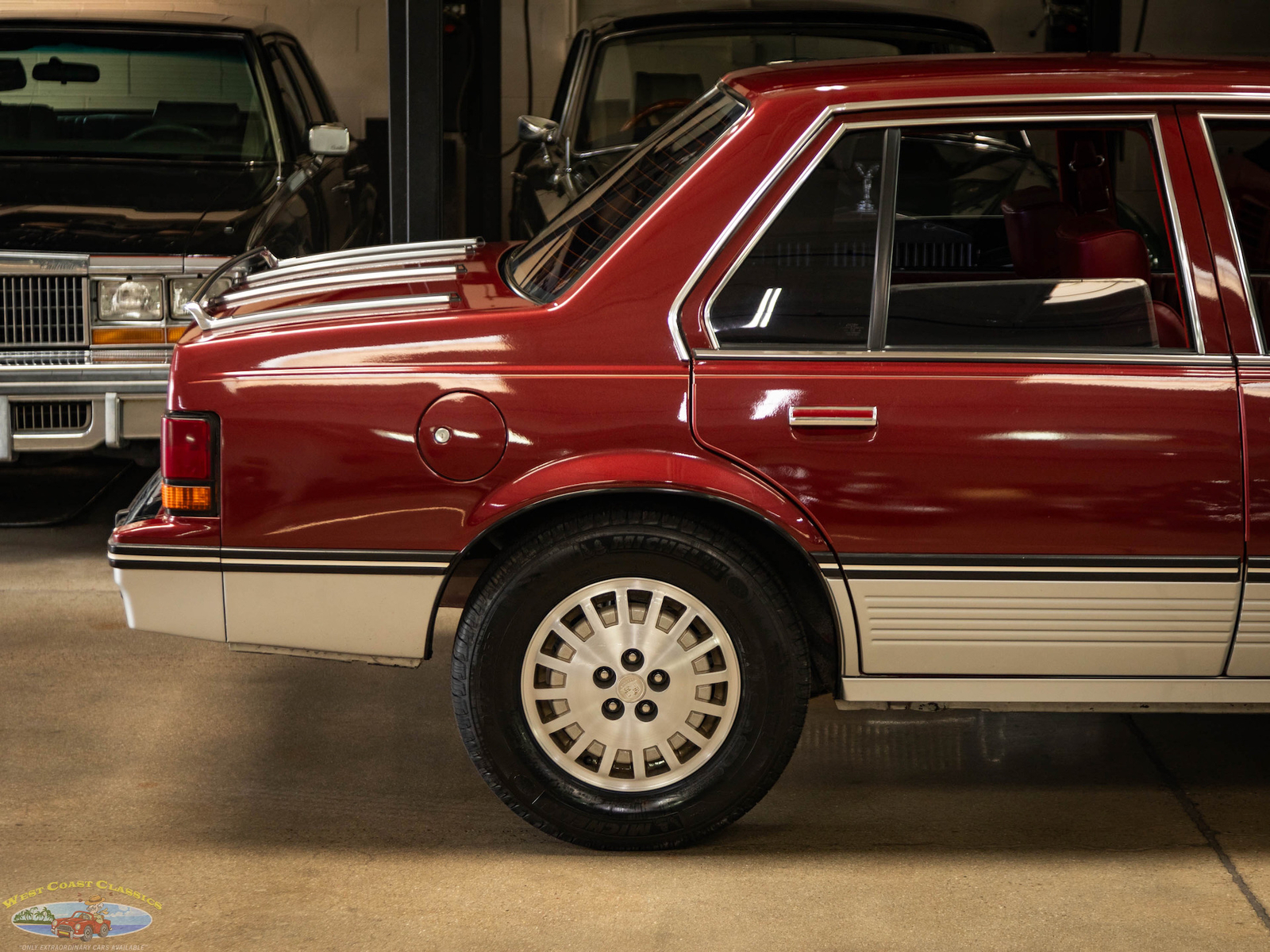 Cadillac-Cimarron-1988-Sedan-1