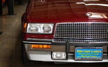 Cadillac-Cimarron-1988-Sedan-13