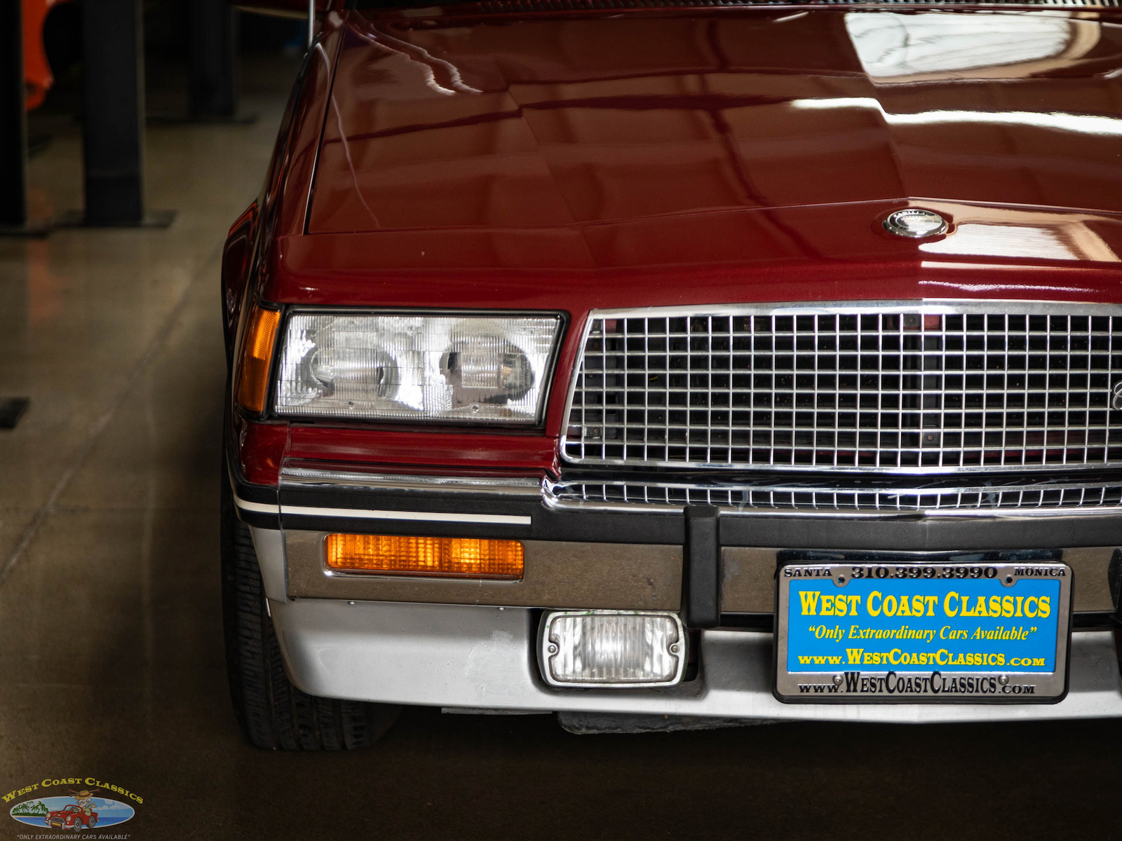 Cadillac-Cimarron-1988-Sedan-13
