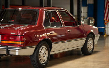 Cadillac-Cimarron-1988-Sedan-25