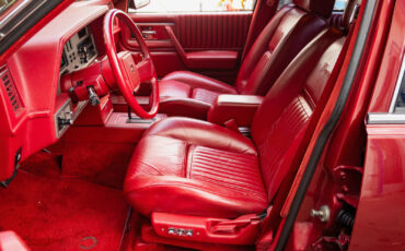 Cadillac-Cimarron-1988-Sedan-27