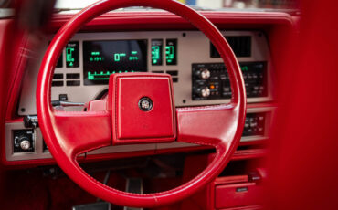 Cadillac-Cimarron-1988-Sedan-28