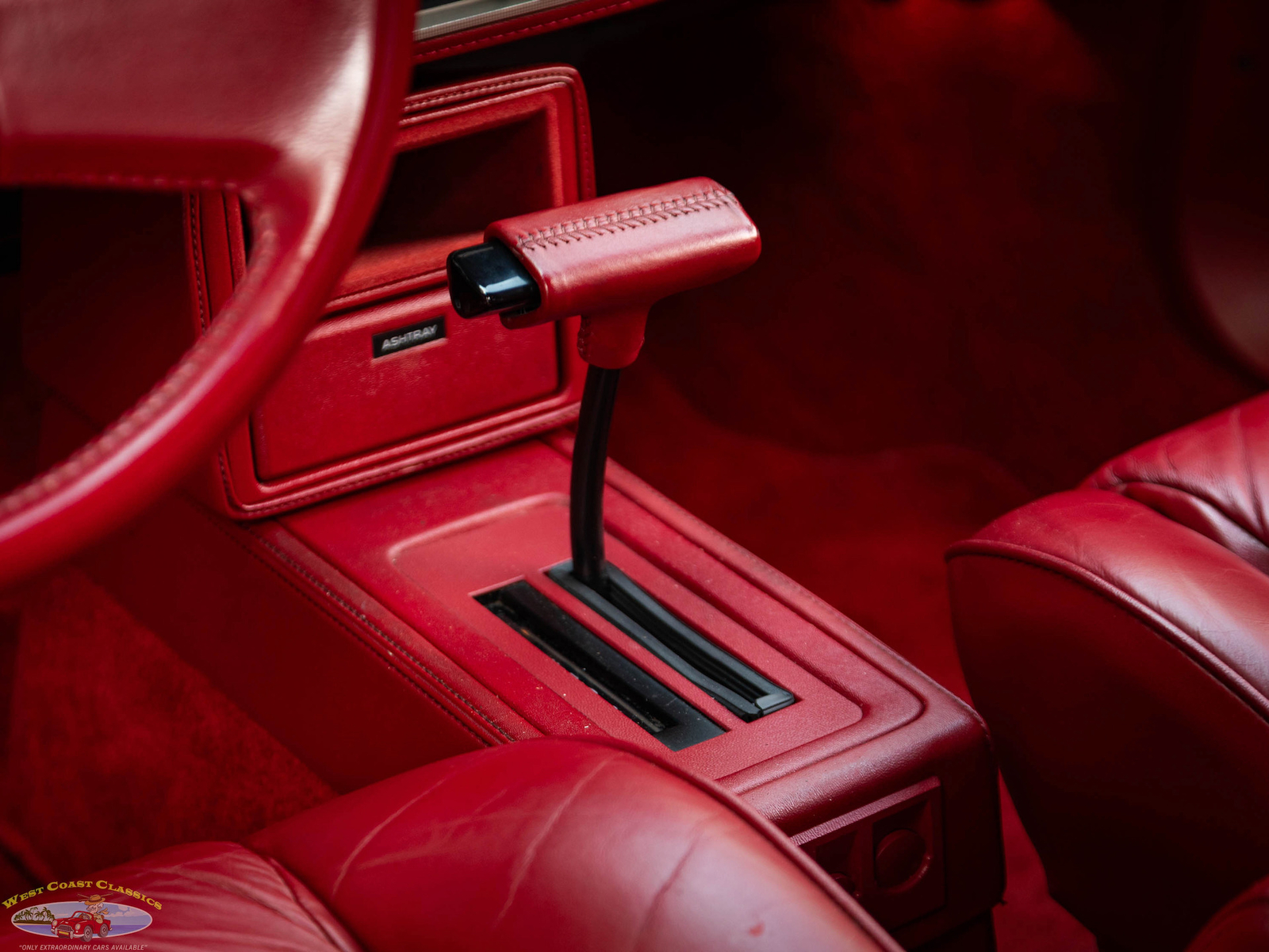 Cadillac-Cimarron-1988-Sedan-30