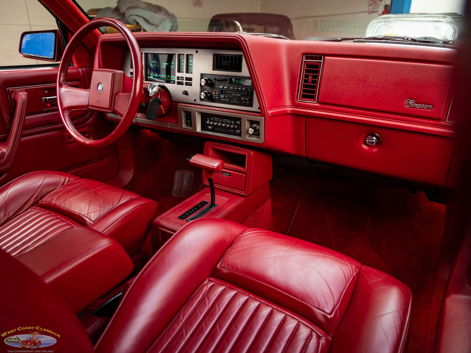 Cadillac-Cimarron-1988-Sedan-35