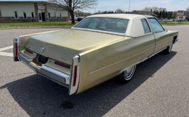 Cadillac-Coupe-DeVille-1975-Coupe-2