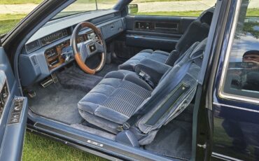 Cadillac-Coupe-Deville-1988-Coupe-19