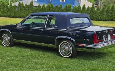 Cadillac-Coupe-Deville-1988-Coupe-2
