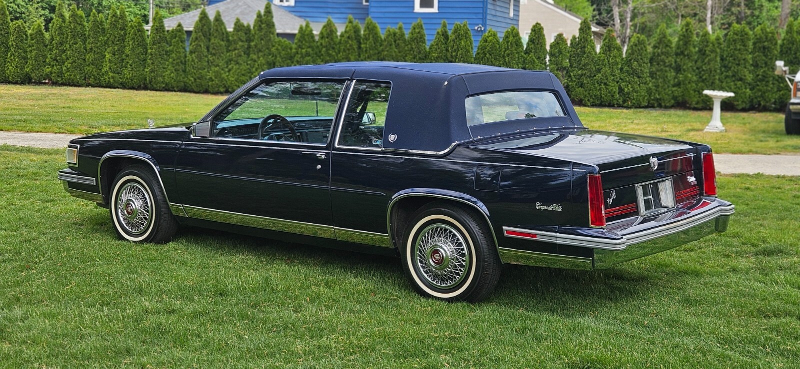 Cadillac-Coupe-Deville-1988-Coupe-2