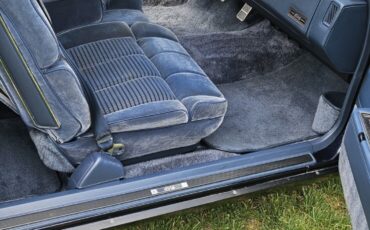 Cadillac-Coupe-Deville-1988-Coupe-23