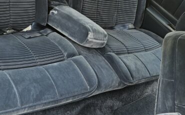 Cadillac-Coupe-Deville-1988-Coupe-24