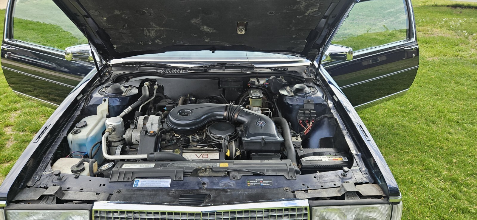 Cadillac-Coupe-Deville-1988-Coupe-27