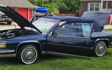 Cadillac-Coupe-Deville-1988-Coupe