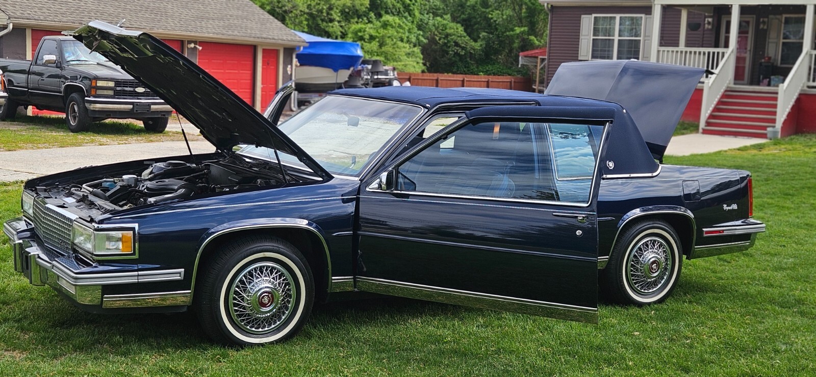 Cadillac-Coupe-Deville-1988-Coupe