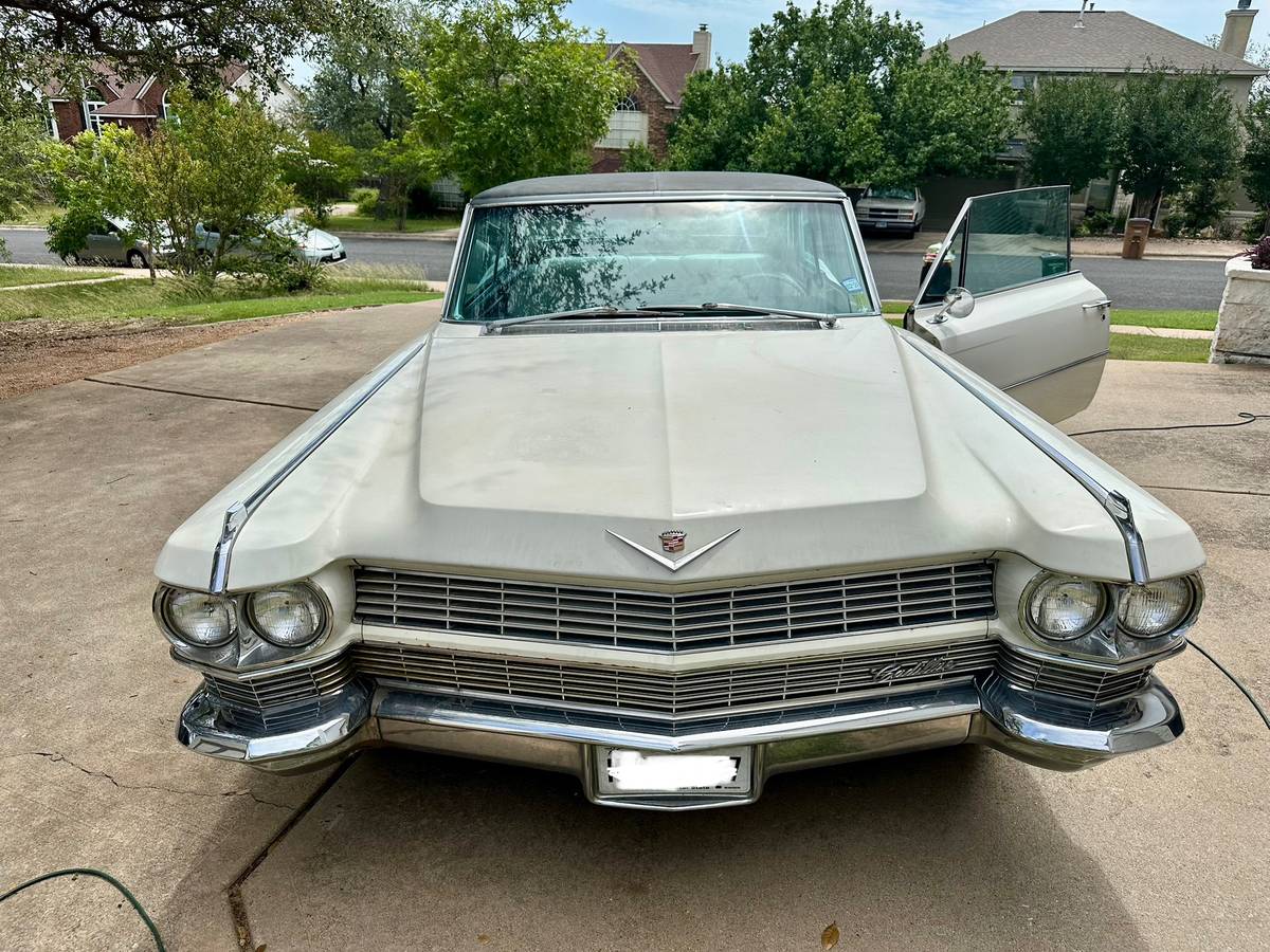 Cadillac-Coupe-deville-1964-white-3