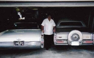 Cadillac-Coupe-deville-1964-white-9