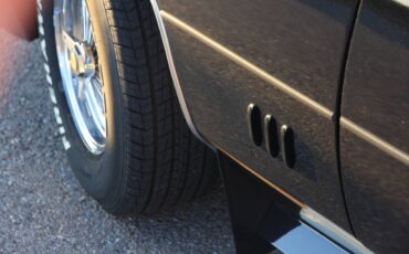 Cadillac-Coupe-deville-1974-5