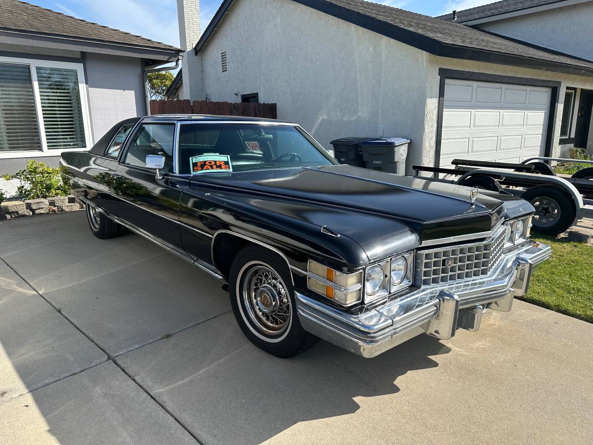 Cadillac-Coupe-deville-1974-black-4
