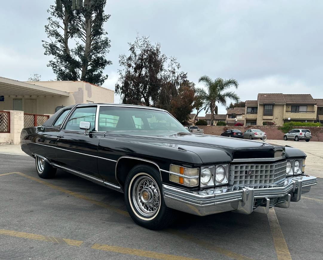 Cadillac-Coupe-deville-1974-black