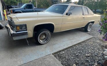 Cadillac-Coupe-deville-1979-11