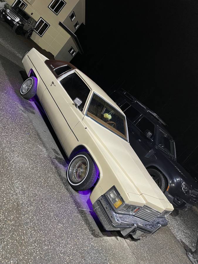 Cadillac-Coupe-deville-1979-12