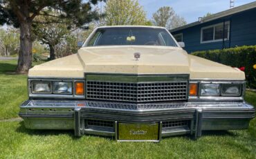 Cadillac-Coupe-deville-1979-15