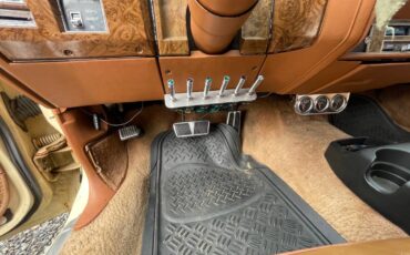 Cadillac-Coupe-deville-1979-17