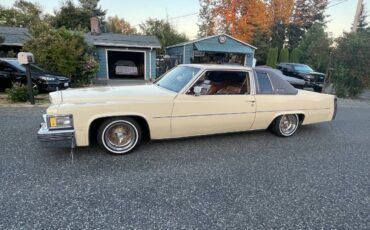 Cadillac-Coupe-deville-1979-3