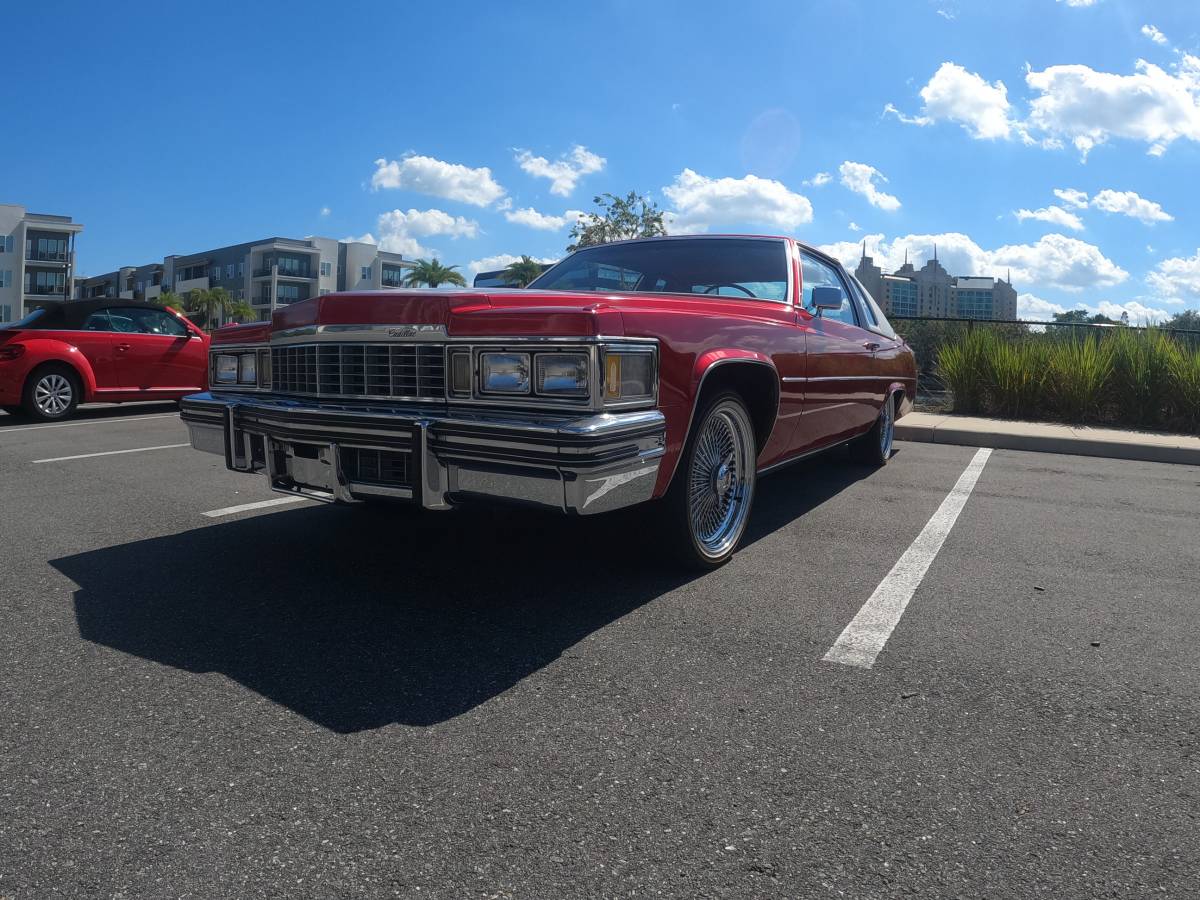 Cadillac-Coupe-deville-1979-custom-17