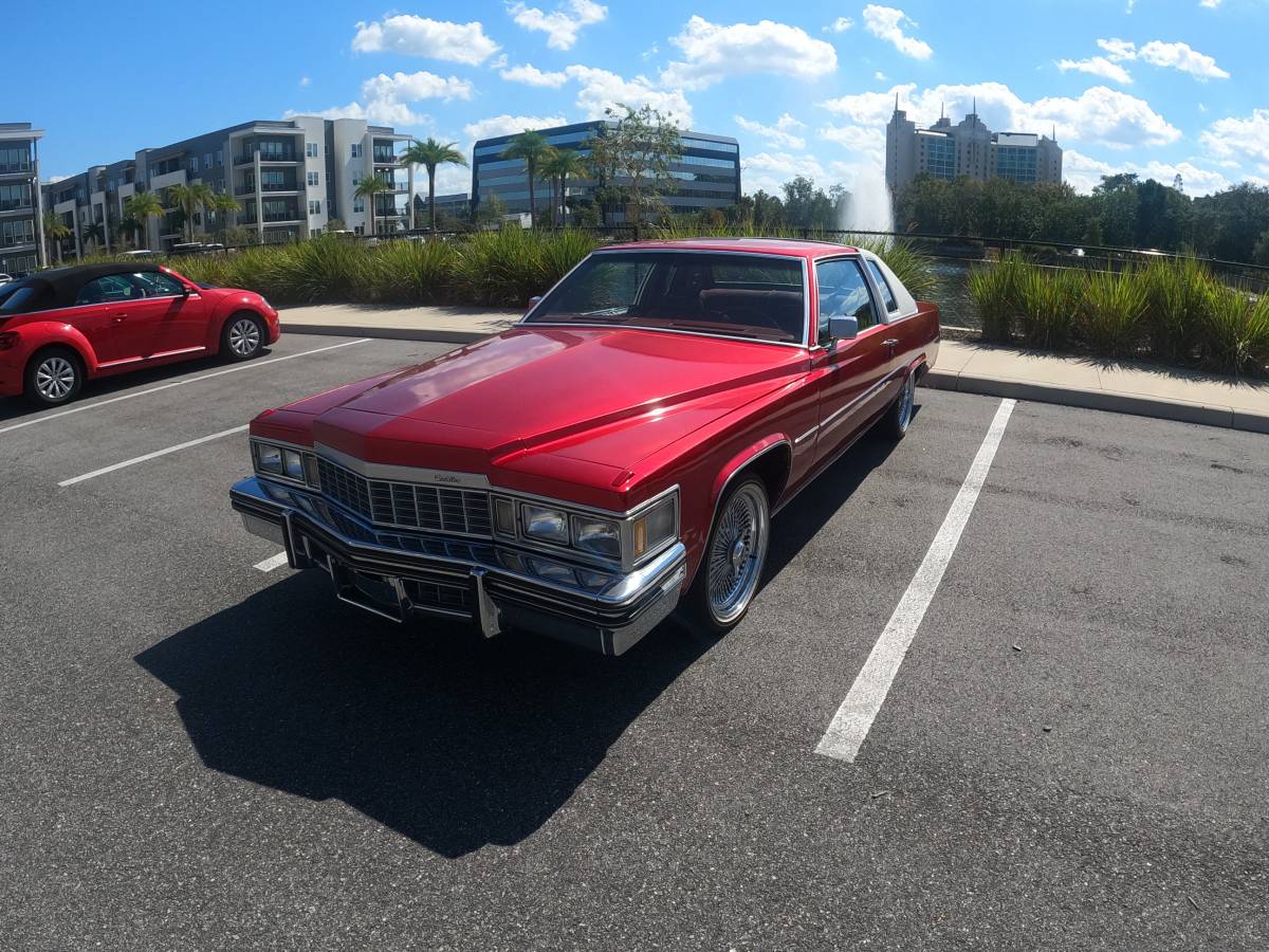 Cadillac-Coupe-deville-1979-custom-18
