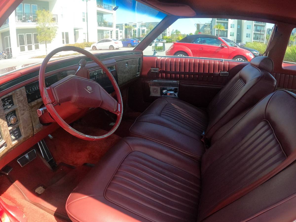 Cadillac-Coupe-deville-1979-custom-21
