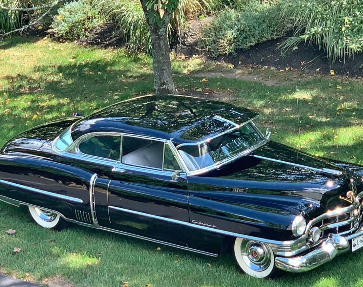 Cadillac-DeVille-1952-Coupe-2